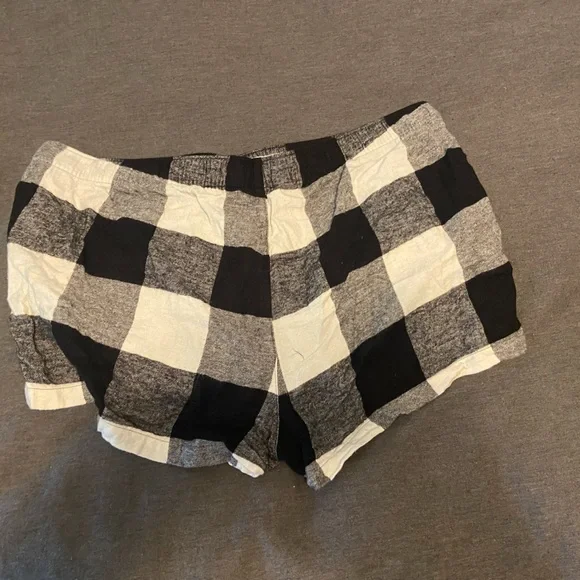 Old navy pajama shorts - Picture 2 of 3